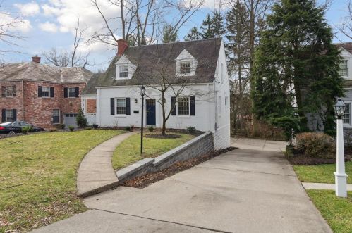 460 Austin Ave, Pittsburgh, PA 15243-1914