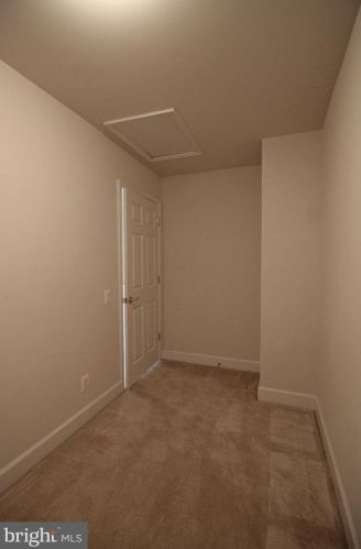 8974 Yellow Daisy Pl, Lorton VA  22079-5693 exterior
