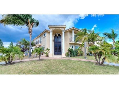 8607 Baysinger St, Downey, CA 90241-2650