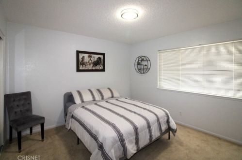2241 Ravenna St, Simi Valley CA  93065-2737 exterior