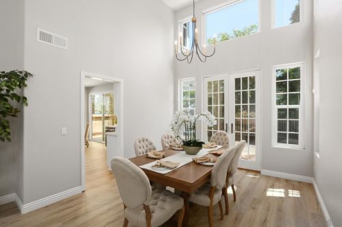 4325 Corte De La Fonda, San Diego CA  92130-2126 exterior