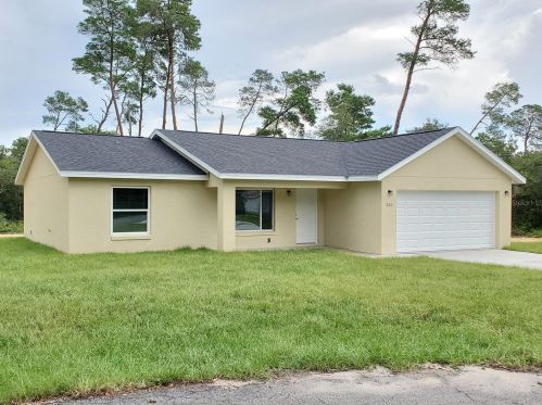182 Fisher Way, Ocklawaha, FL 32179-5827