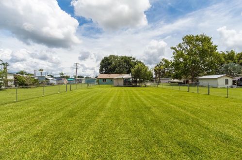 165 Heurman Rd, Lake Alfred FL  33850-2403 exterior