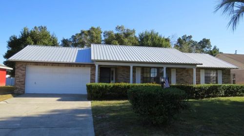 2031 Barlington Dr, Deltona, FL 32725-2801