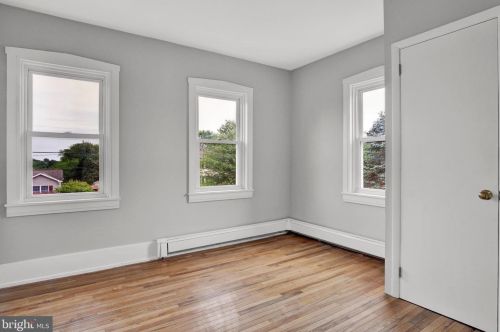 316 Kendale Rd, Red Lion PA  17356-9633 exterior