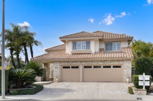 2722 Longhurst St, Orange, CA 92867-8003
