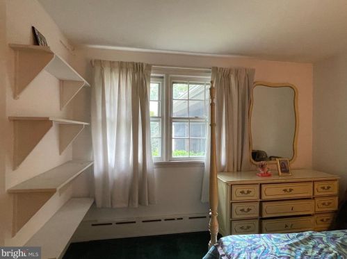 714 Pomona Rd, Riverton NJ 08077-4233 exterior