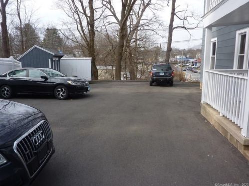 95 Main St, Terryville, CT 06786-5105