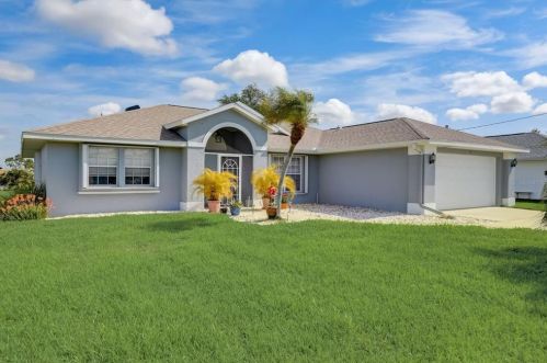 51 Sportsman Ct, Placida, FL 33947-1909
