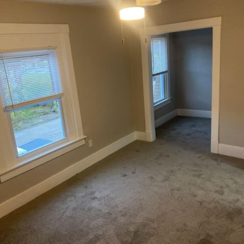 105 St, New Kensington PA  15068-5416 exterior