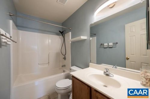 2286 Ridge Rd, Bybee VA  22963-4006 exterior