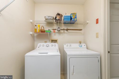 6702 Normandy Dr, Mount Laurel NJ  08054-5993 exterior