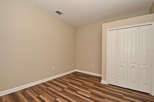 15600 Montesino Dr, Orlando FL 32828-6740 exterior