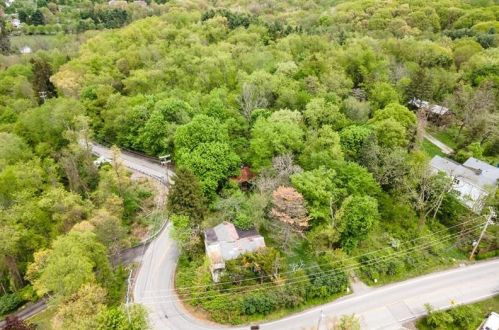 962 Dorseyville Rd, Pittsburgh, PA 15238-1122