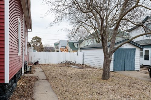 817 15th St, La Crosse WI  54601-4858 exterior
