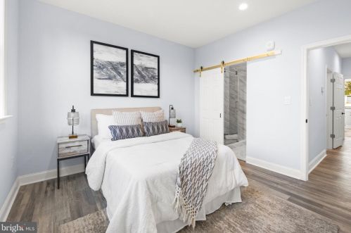 1111 Holbrook Ter, Washington DC 20002-2704 exterior