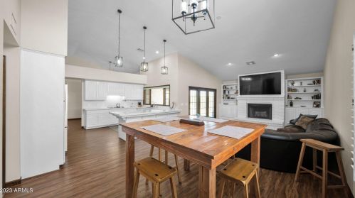 16012 10th St, Phoenix AZ  85022-3100 exterior