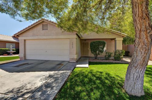 3563 Sands Dr, Glendale, AZ 85310-5016
