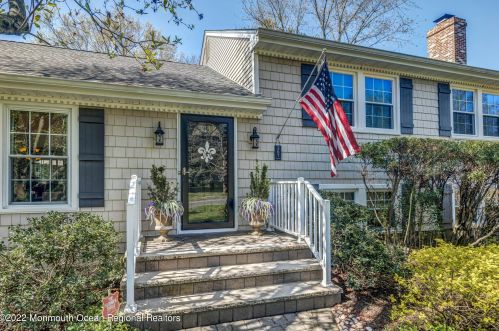 361 Dwight Rd, Middletown NJ  07748-3074 exterior