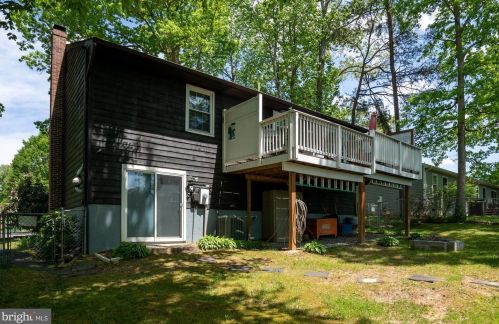 7004 Plantation Forest Dr, Spotsylvania VA  22553-7767 exterior
