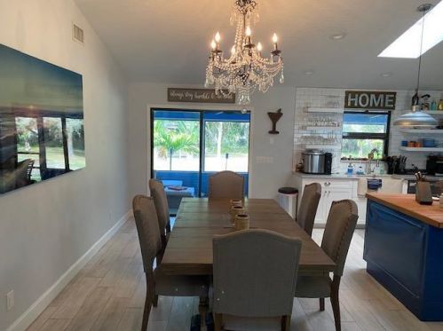 8457 Sharon St, Hobe Sound FL  33455-7236 exterior