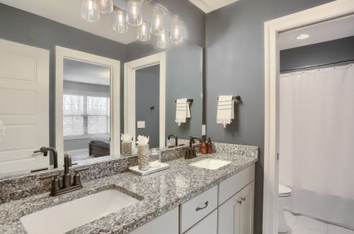 1655 Blackburn Heights Dr, Sewickley PA  15143-8627 exterior