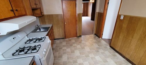 61 49th St, Bayonne NJ  07002-4015 exterior