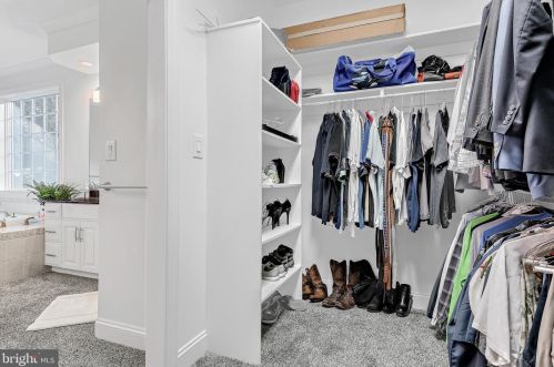 319 Equus Dr, Camp Hill PA  17011-8350 exterior