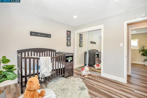 1704 Greer Ave, Concord CA  94521-2244 exterior