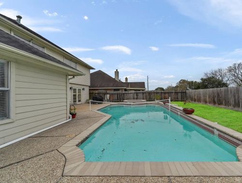 416 Spencer Lndg Ln, Morgans Point TX  77571-9147 exterior