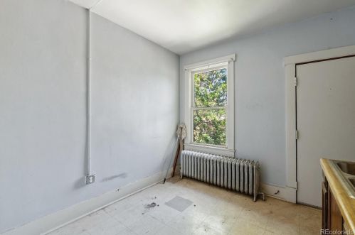 2641 Stout St, Denver CO 80205-3032 exterior