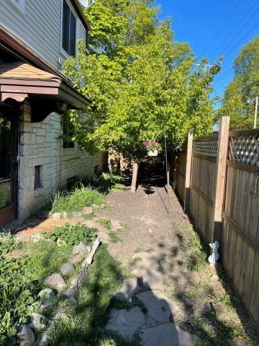 3065 41, Milwaukee WI 53209-5820 exterior