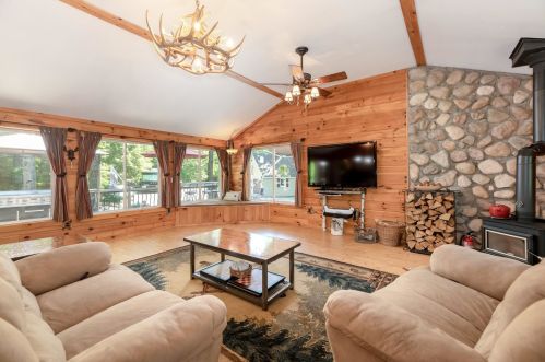 63 Durrell Mountain Rd, Belmont NH  03220-3305 exterior