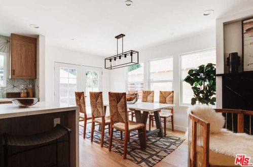 14322 Collins St, Van Nuys CA  91401-4612 exterior