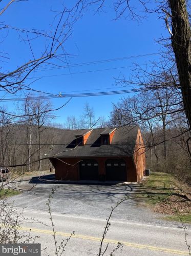 1220 York Rd, Siddonsburg, PA 17019-8933