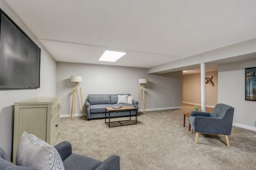 4460 Glenway St, Milwaukee WI 53225-4449 exterior