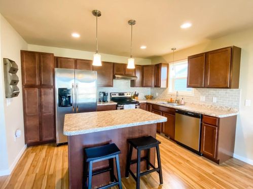 536 Falk Dr, Edgerton WI  53534-2159 exterior