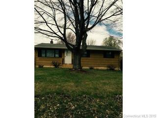 84 Hickory Cir, Middletown, CT 06457-2400