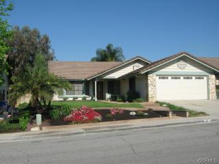 5 Frontier Rd, Pomona, CA 91766-4862