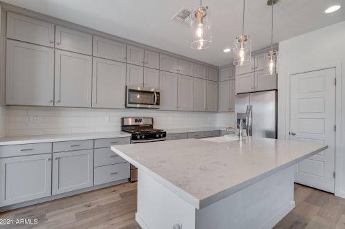 4716 Tremaine Ave, Gilbert AZ  85234 exterior