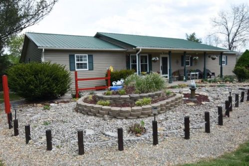 80 Horse Cove Rd, Berea, KY 40403-9637