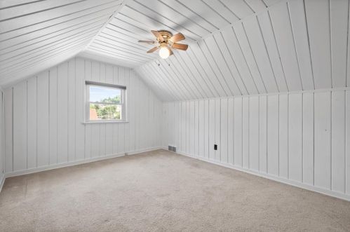 4680 Echo Glen Dr, Pittsburgh PA  15236-4826 exterior