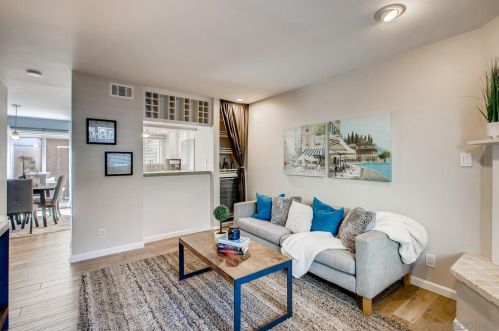 4583 North Ave, San Diego, CA 92116-2653