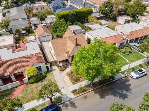 2111 Eucalyptus Ave, Long Beach CA  90806-4518 exterior