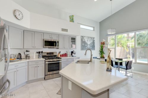 5325 Venus Way, Chandler AZ  85226-8617 exterior