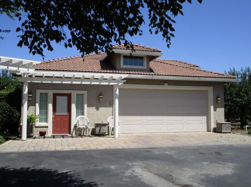 935 Union Rd, Hollister CA  95023-9117 exterior