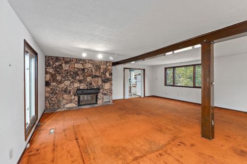 3041 Cummings Dr, Glenshaw PA  15116-2801 exterior
