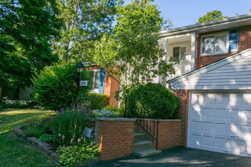 1576 Collinsdale Ave, Cincinnati, OH 45230-2364