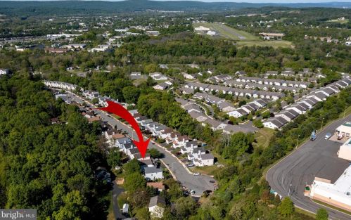 640 Upland St, Pottstown, PA 19464-5183