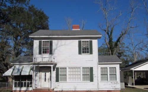 573 Church St, Gretna, FL 32332-2172
